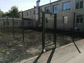 3D заборы для школы 15 метров фото в Наро-Фоминске